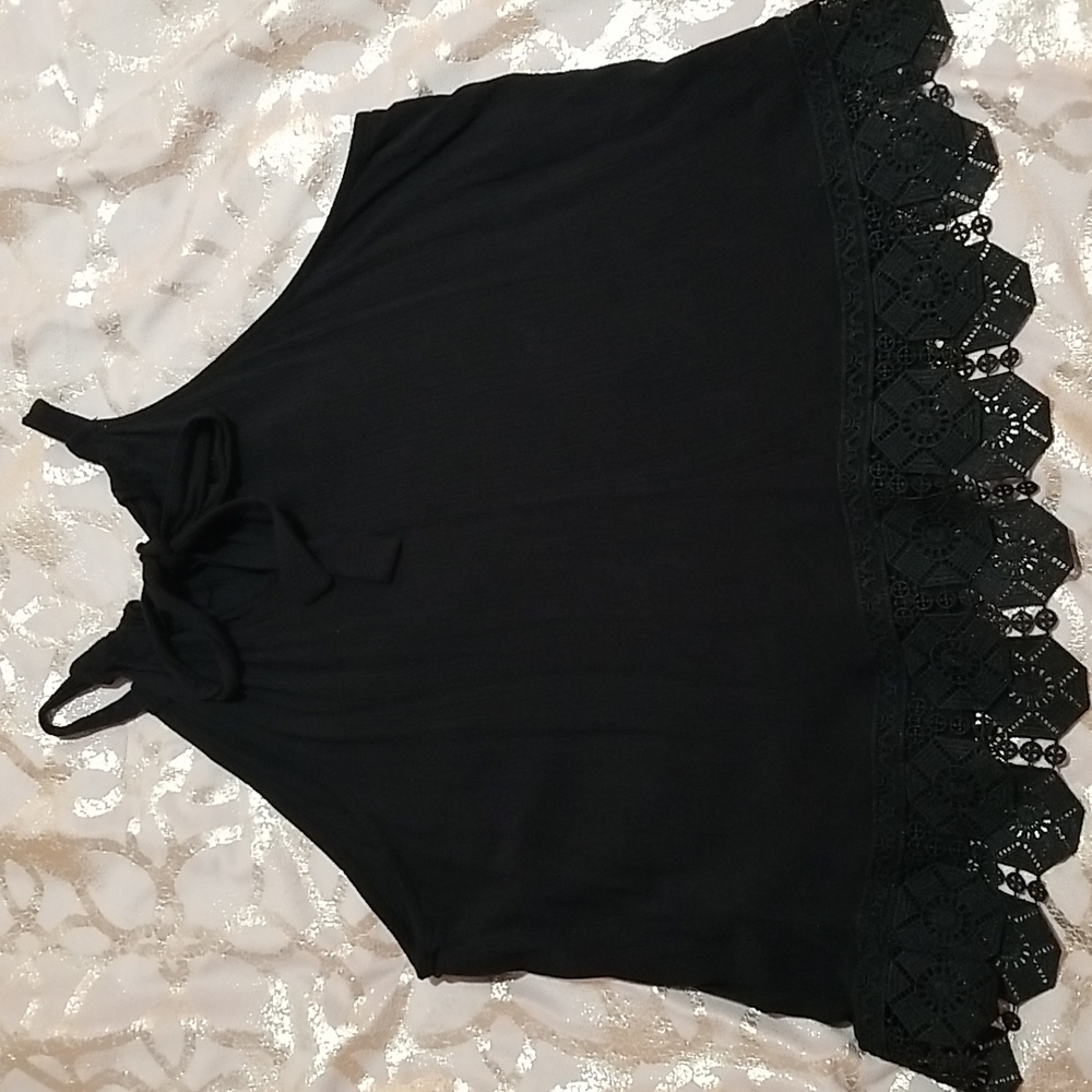 6/$25 Xhilaration Black Top - Picture 7 of 8